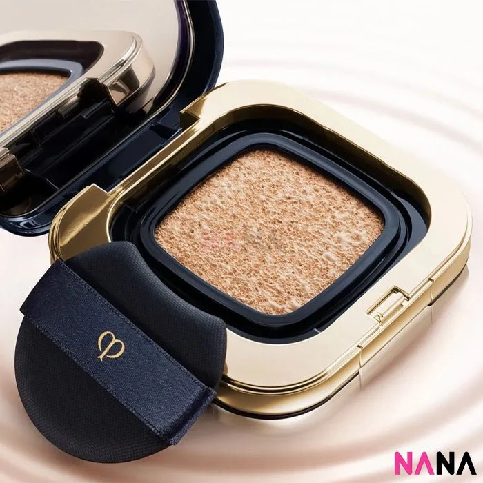Cle De Peau Radiant Cushion Foundation Dewy SPF25/ PA+++ #I10 15g - Image 2